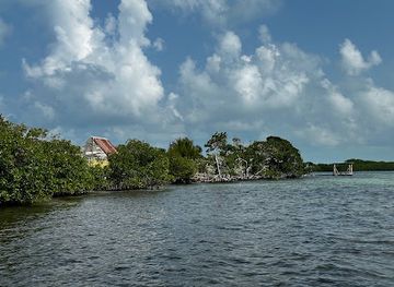 belize/ambergris-caye/attraction/mandy-s-cay