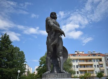 bulgaria/pirin-macedonia/attraction/spartacus-monument