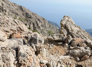 greece/samaria-gorge/attraction/zarana-s-caves