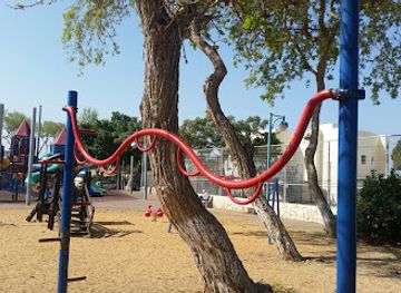 israel/hadera/attraction/habanim-garden