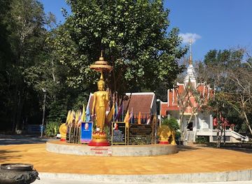 thailand/loei/attraction/wat-tham-pha-pu-loei-city