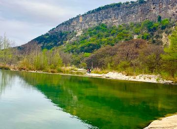 texas/lost-maples-state-natural-area/attraction/garner-dam-and-picnic-area