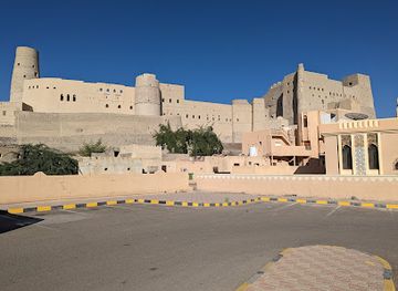 oman/ad-dhahirah-governorate/attraction/bahla-fort