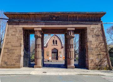 connecticut/new-haven/attraction/grove-st-cemetery