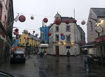 ireland/the-burren/attraction/high-st