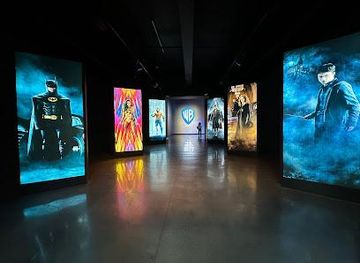 california/santa-clarita/attraction/warner-bros-studio-tour-hollywood