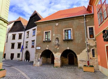 hungary/sopron-wine-region/attraction/kulturbarat-kapualj