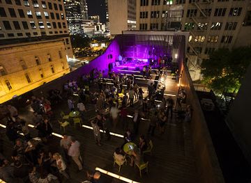 texas/mckinney-falls-state-park/attraction/the-contemporary-austin-jones-center