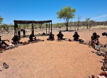 namibia/outjo/attraction/omapaha-etosha-himba-village