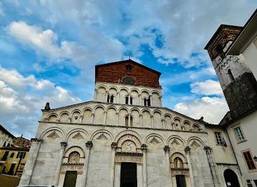italy/pisa/attraction/chiesa-di-santa-maria-foris-portam