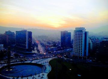 chile/metropolitan-region-of-santiago/attraction/tunel-kennedy