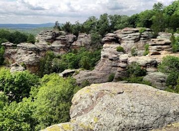 illinois/shawnee-national-forest/attraction/garden-of-the-gods