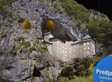 slovenia/postojna-cave/attraction/expo-jama-kras