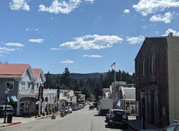 california/gold-country/attraction/scavenger-hunt-walking-tours-nevada-city