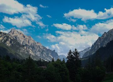 italy/alta-via-1/attraction/fanes-sennes-prags-nature-park-visitor-centre