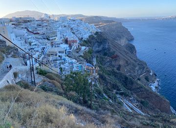 greece/santorini/fira/attraction/panoramic-view-fira