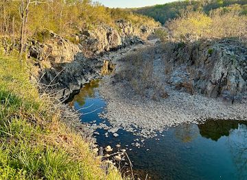 maryland/billy-goat-trail/attraction/great-falls-hiking