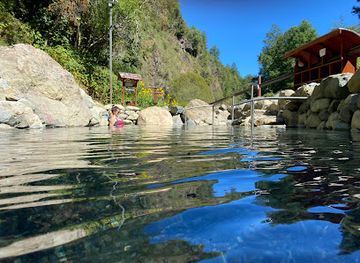 chile/pucon/attraction/termas-los-pozones