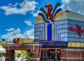 sint-maarten/maho/attraction/casino-royale