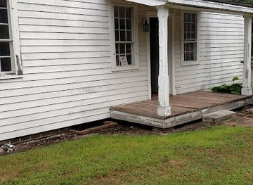 ohio/geneva-on-the-lake/attraction/shandy-hall