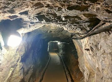 malaysia/perlis/attraction/gua-kelam-2