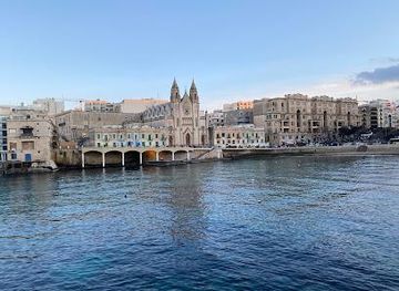 malta/zejtun/attraction/st-julian-s-bay