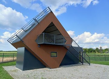 serbia/palic-lake/attraction/modern-epitmeny