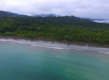 Pacific Botanical Garden & Mecana Ecohotel