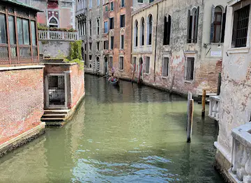 Palazzo Donà Brusa