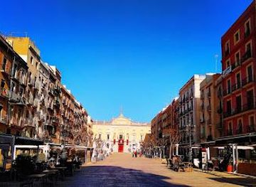 spain/tarragona/attraction/placa-de-la-font