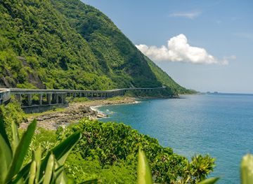 philippines/ilocos-norte/attraction/patapat-viaduct