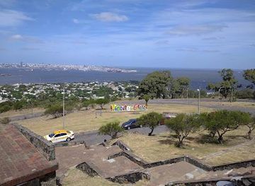 uruguay/montevideo/attraction/fortaleza-del-cerro