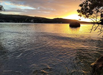 jamaica/runaway-bay/attraction/turtle-beach-and-queens-monument