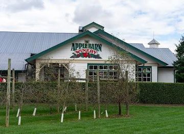 tennessee/knoxville/attraction/apple-barn-winery