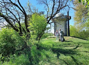 czechia/moravian-karst/attraction/machuv-pamatnik