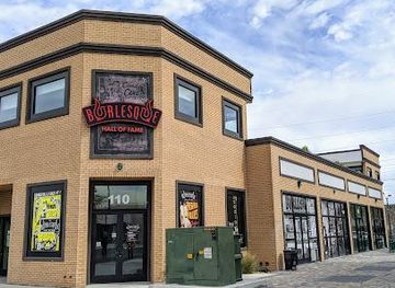 kentucky/henderson/attraction/burlesque-hall-of-fame