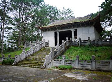 vietnam/da-lat/attraction/khu-du-li-ch-la-ng-nguye-n-hu-u-ha-o