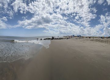 delaware/delaware-seashore-state-park/attraction/gordons-pond-beach