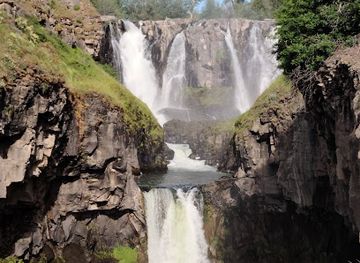 oregon/columbia-river-gorge/attraction/white-river-falls-state-park