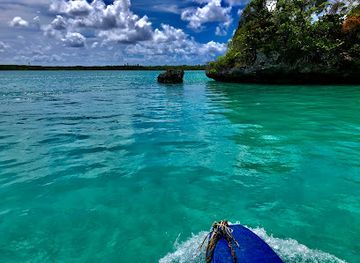 new-caledonia/tiga/attraction/upi-bay