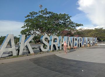 indonesia/riau/attraction/siak-bridge