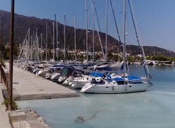 greece/saronic-gulf-islands/attraction/methana-volcanic-spa