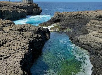 cabo-verde/santa-maria/attraction/buracona-blue-eye-cave