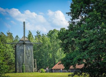 poland/podlachia/attraction/majatek-howieny