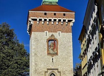 poland/krakow/attraction/st-florian-s-gate