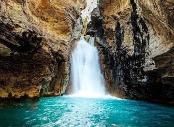 costa-rica/liberia/attraction/la-leona-waterfall-official-catarata-la-leona-oficial