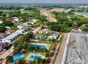 thailand/ubon-ratchathani/attraction/burapa-nok-public-park