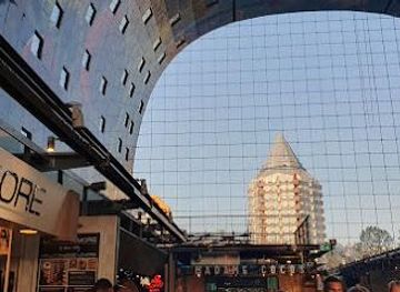 netherlands/rotterdam/attraction/cheese-more-by-henri-willig-markthal-rotterdam