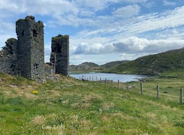 ireland/mizen-head/attraction/dunlough-fort-castle