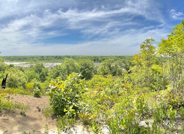 indiana/indiana-dunes-national-park/attraction/dune-ridge-trailhead